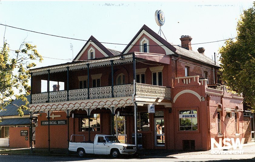 Front View of Commercial Hotel, with Cottage (on left), Smollett Street
