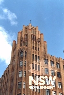 The Grace Building is Sydney's finest example of the skscraper gothic style which illustrates the American influence on Australian commercial architecture and is a distinctive landmark in the city.