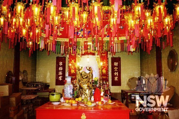 Sze Yup Kwan Ti Temple - western hall dedicated to Cai Bai Xing, the God of Wealth.
