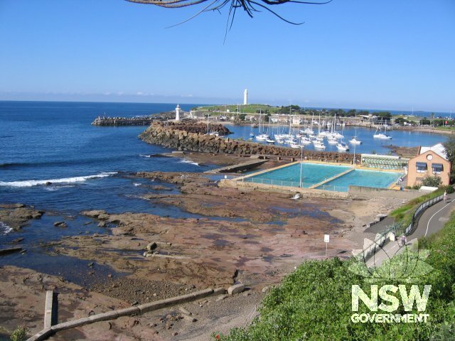 Wollongong Harbour view from north