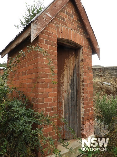 Old Gundagai Gaol, Outhouse looking northwest.