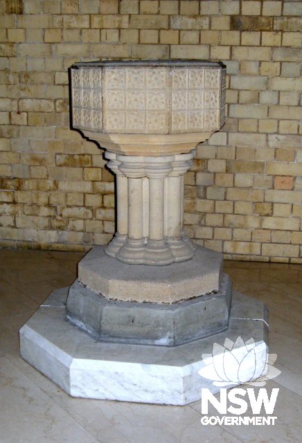 Font from Christ Church 1818