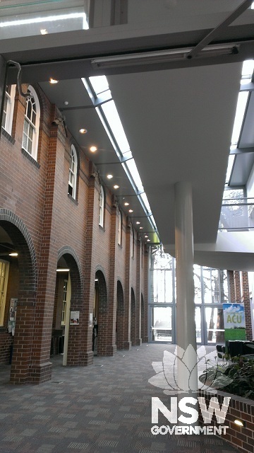 Interior view of the atrium linking the Mullens Building (left) with the Gleeson Auditorium and Lecture Theatres which were built in the mid 1990s.