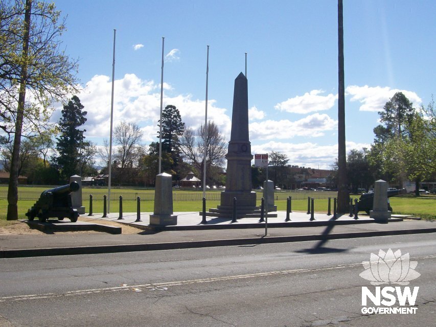 War memorial and canons