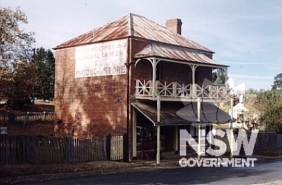 Built in c. 1872, the General Grocer and Produce Store is one of the best known and most depicted buildings in Hill End.