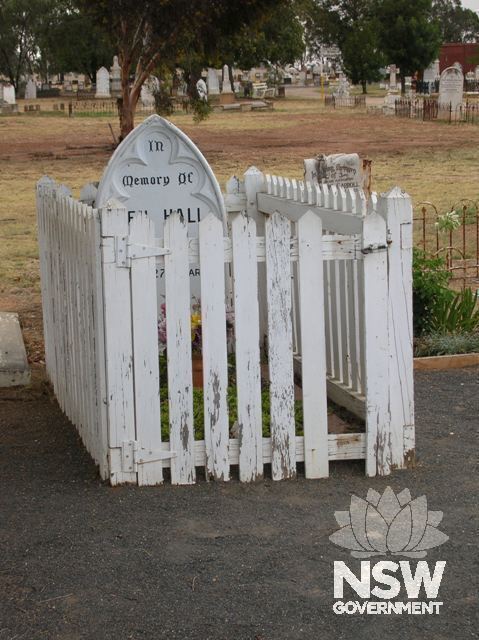 Ben Hall's Grave