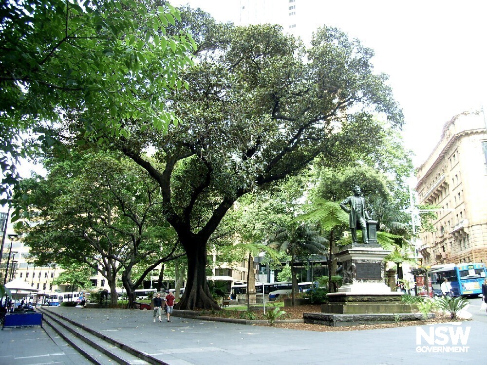 Macqaurie Place south-west corner at the junction of Bridge Street and Macquarie Place. Bridge Street originally extended between the entrance to First Government House and the bridge over the Tank Stream in Colonial times.