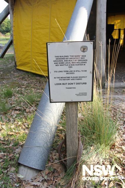 NPWS sign outside the Barn.