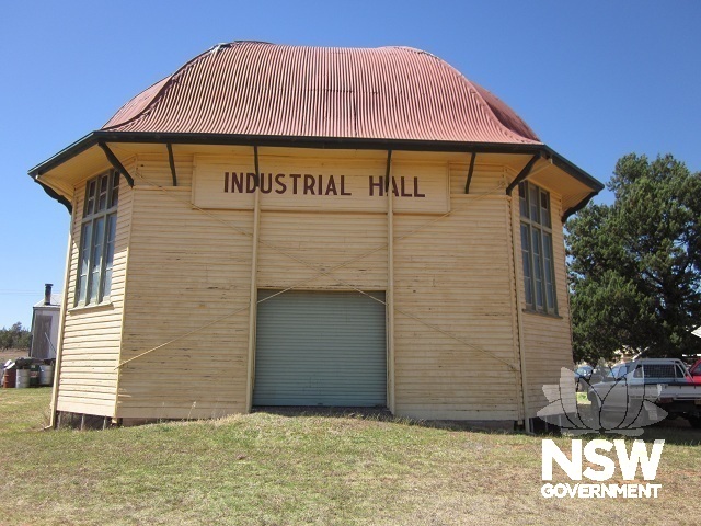 Narrandera Showground Industrial Hall.