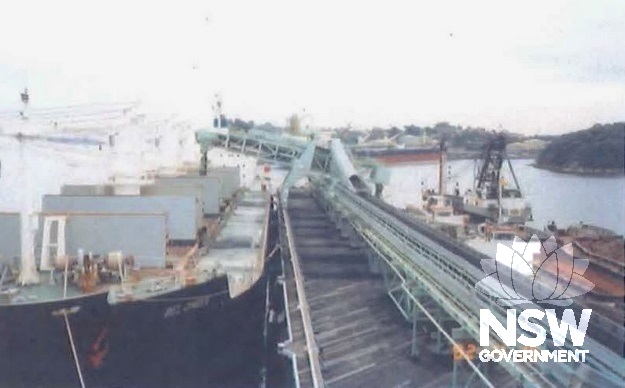 Coal loading using the conveyor belt system