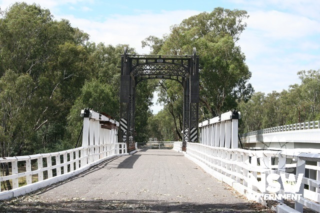 Old Cobram-Barooga Bridge
