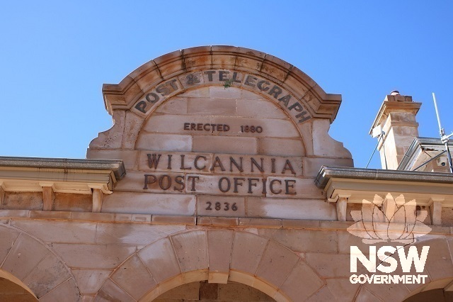 Post Office and Telegraph raised semi-circular pediment dating to 1880