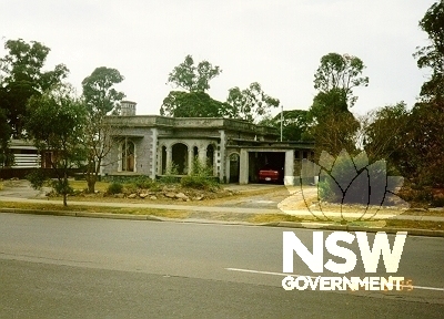 House, 237 Hill End Road Doonside