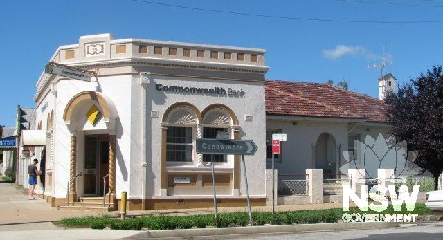Commonwealth Bank and residence