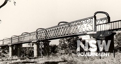 Dubbo lattice railway bridge