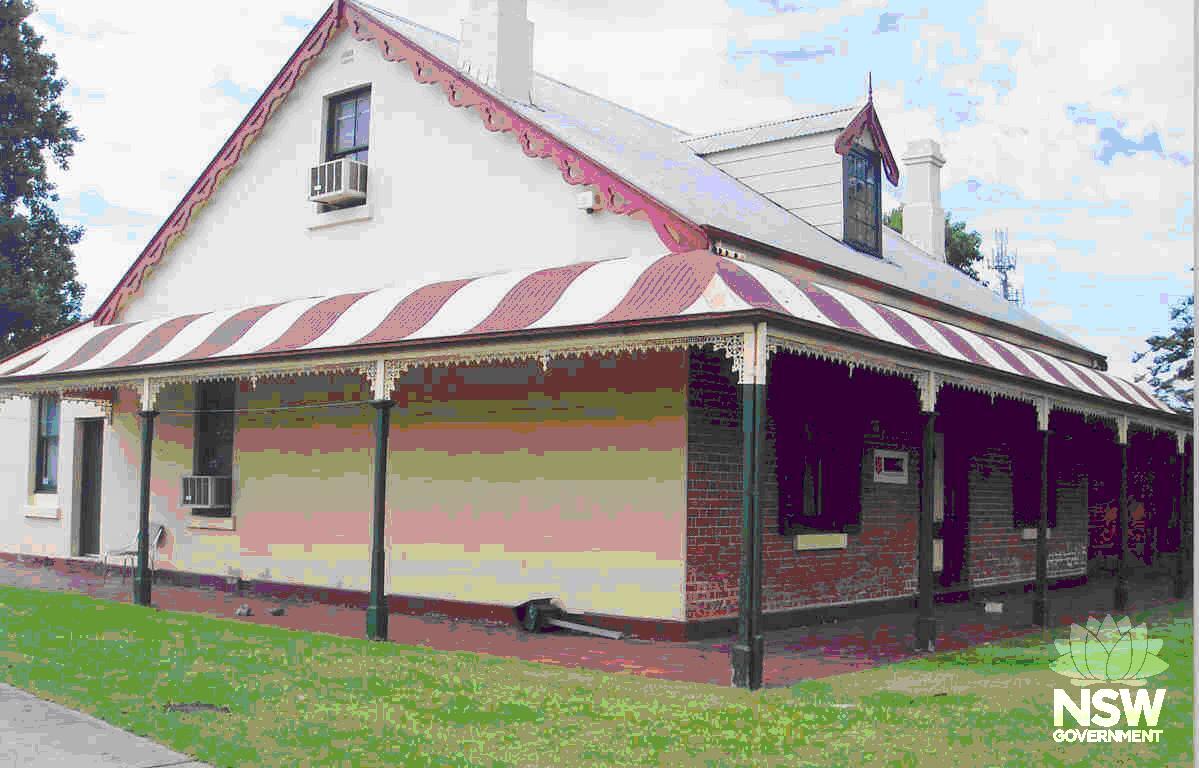 Ettinger House