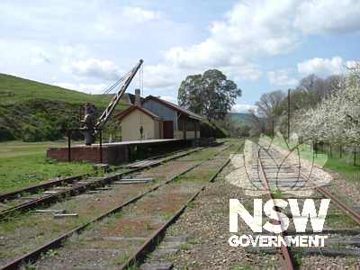 Gundagai Railway Goods Shed and crane, looking northeast