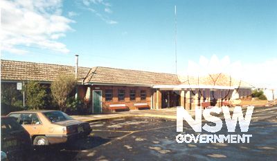 Nowra-Bomaderry Railway Station