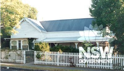 Junction St Heritage Conservation Streetscape - 1 Junction St.