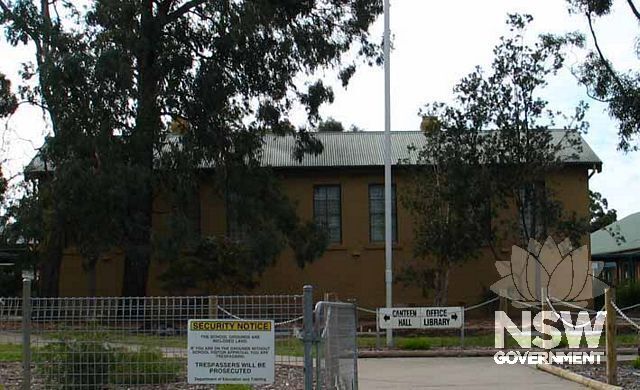 Albion Park School.