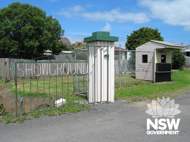 Albion Park Showground Gates.