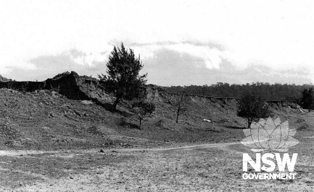 Ravenswood, 1991. Sand quarrying along banks of Nepean River. From west.