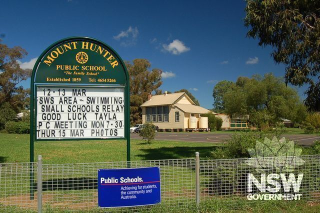 Mount Hunter Public School