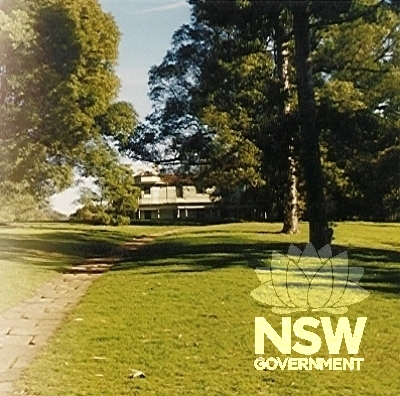 'Yaralla' Estate - front lawn and stone path to river front.