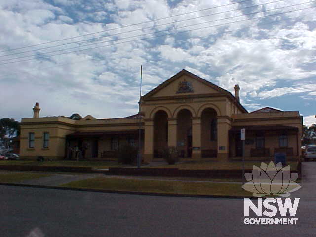 Taree Courthouse, front elevation
