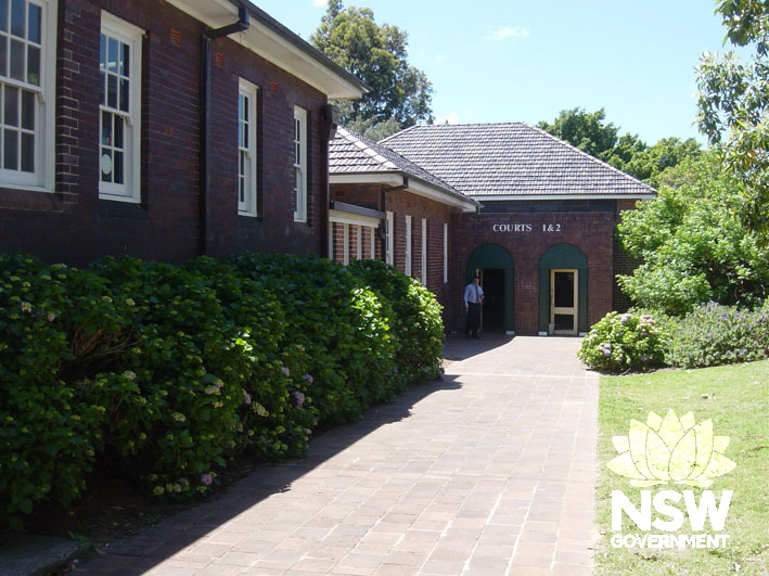 Hornsby Courthouse showing entrance to courts at the rear of the building.
