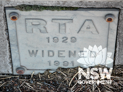 Nameplate RTA 1928 widened 1991