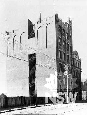 Bushells Warehouse 86-90 George Street, looking south-east, 1915