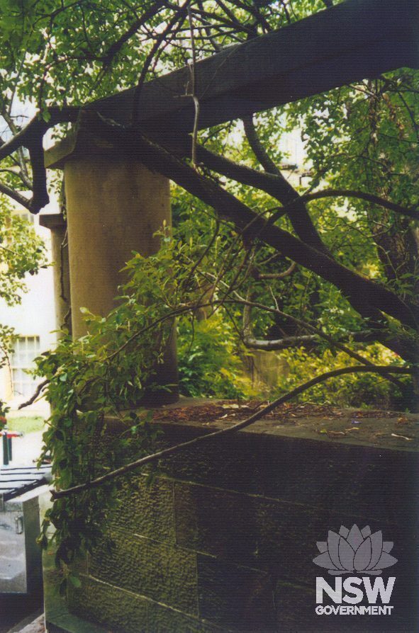 Pergola to the rear of the Ford Building