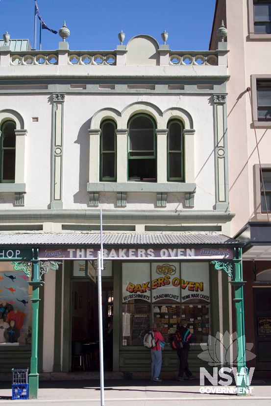Bakers Oven 121 George St 2009