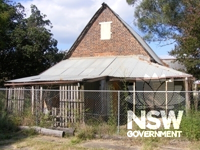 Upper Castlereagh Public School  - Southern elevation showing timber lean to.