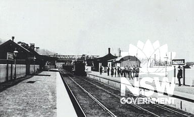 Thirroul Station Looking North.