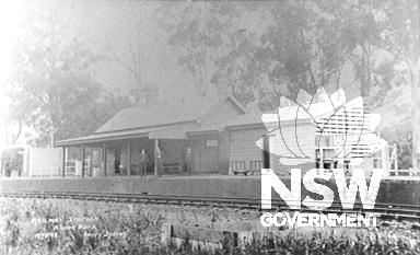Albion Park Railway Station Looking West, c1914.