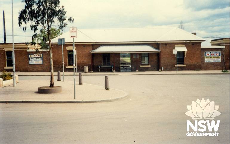 Riverstone Station street frontage.