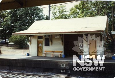 Asquith railway station building on Up platform  c.1985.  This still remains but has been modified.