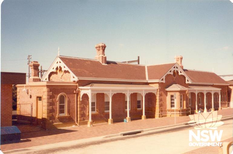 Liverpool Station August 1984
