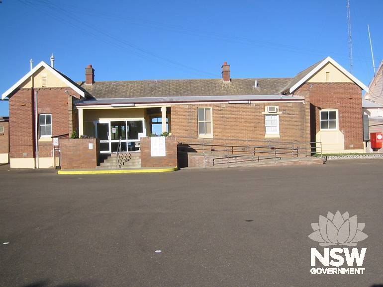 Narrabri Railway Station- Station building from car park