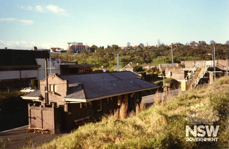 Bardwell Park Station, View From South, 1984.