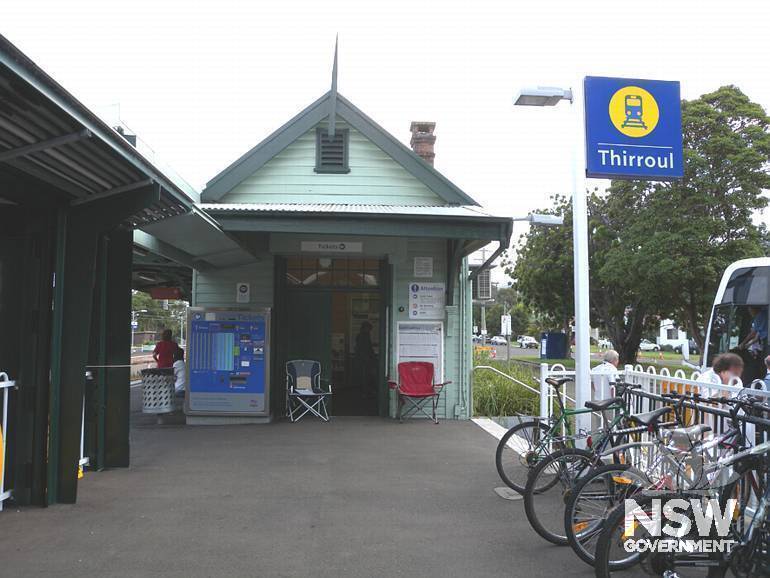 Thirroul Railway Station - Platform 1 building - north elevation with awning to ticket office