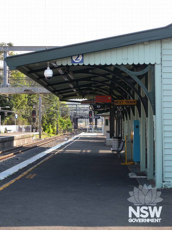 Thirroul Railway Station -Platform 2/3 Building - Platform 2 awning from south
