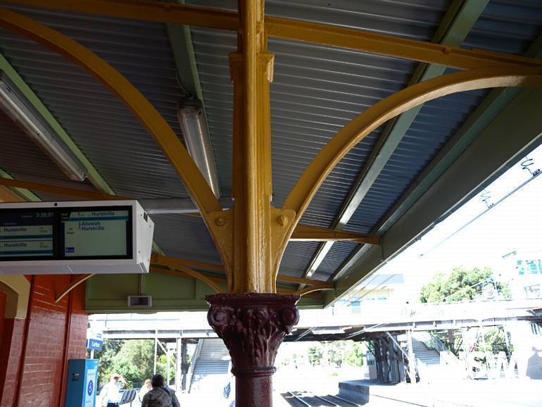 Carlton Railway Station - Platform 3/4  building - detail, north elevation awning