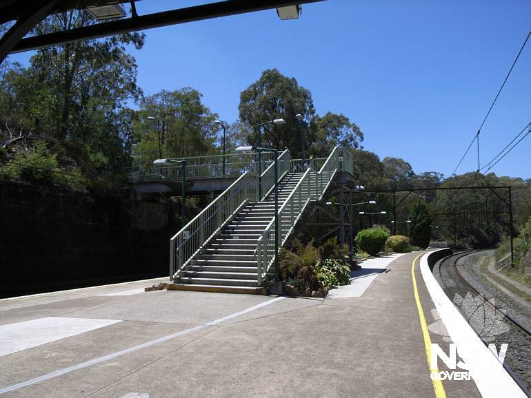Glenbrook Station footbridge at the Sydney end