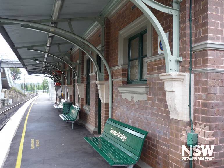 Faulconbridge Railway Station building along Platform 2
