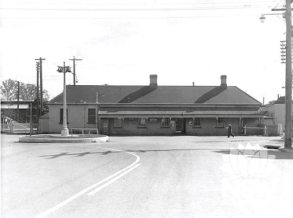 Campbelltown Station Down platform building from street.
