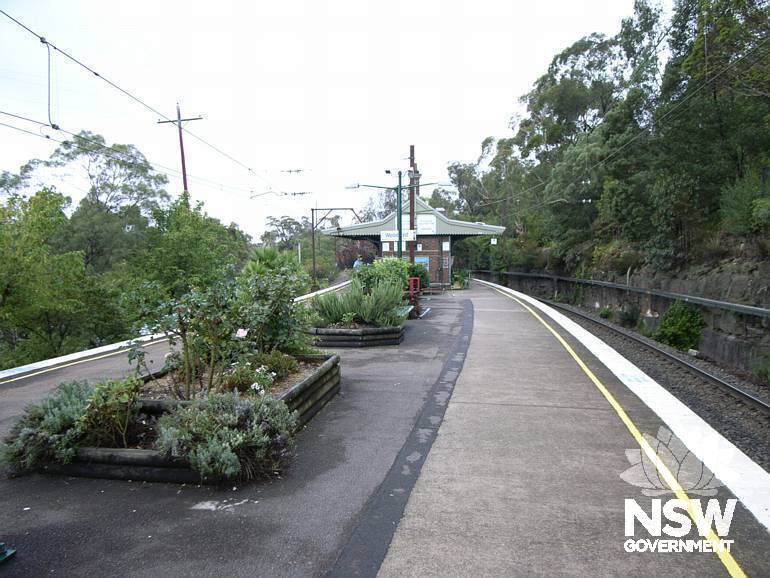 Woodford Station viewed from western end