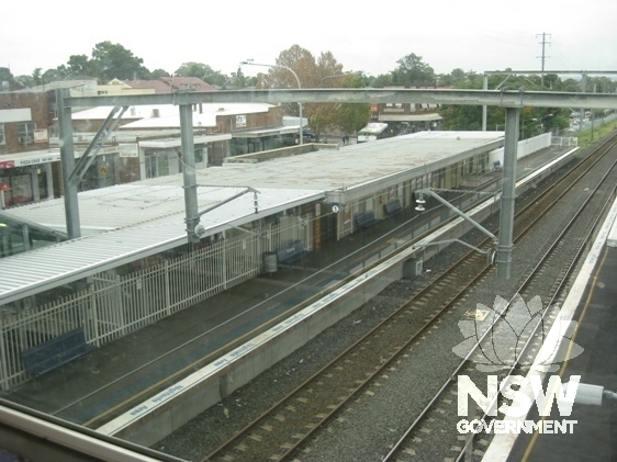 Guildford Railway Station - Looking north from footbridge